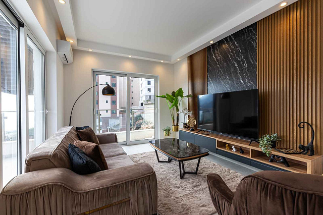 For sale: a spacious and luxuriously furnished three-bedroom apartment in the Sunny Side complex. — photo 4